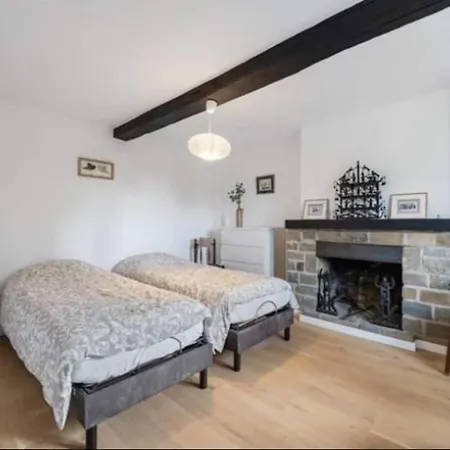 View, Jacuzzi & Pool Table * Dinant